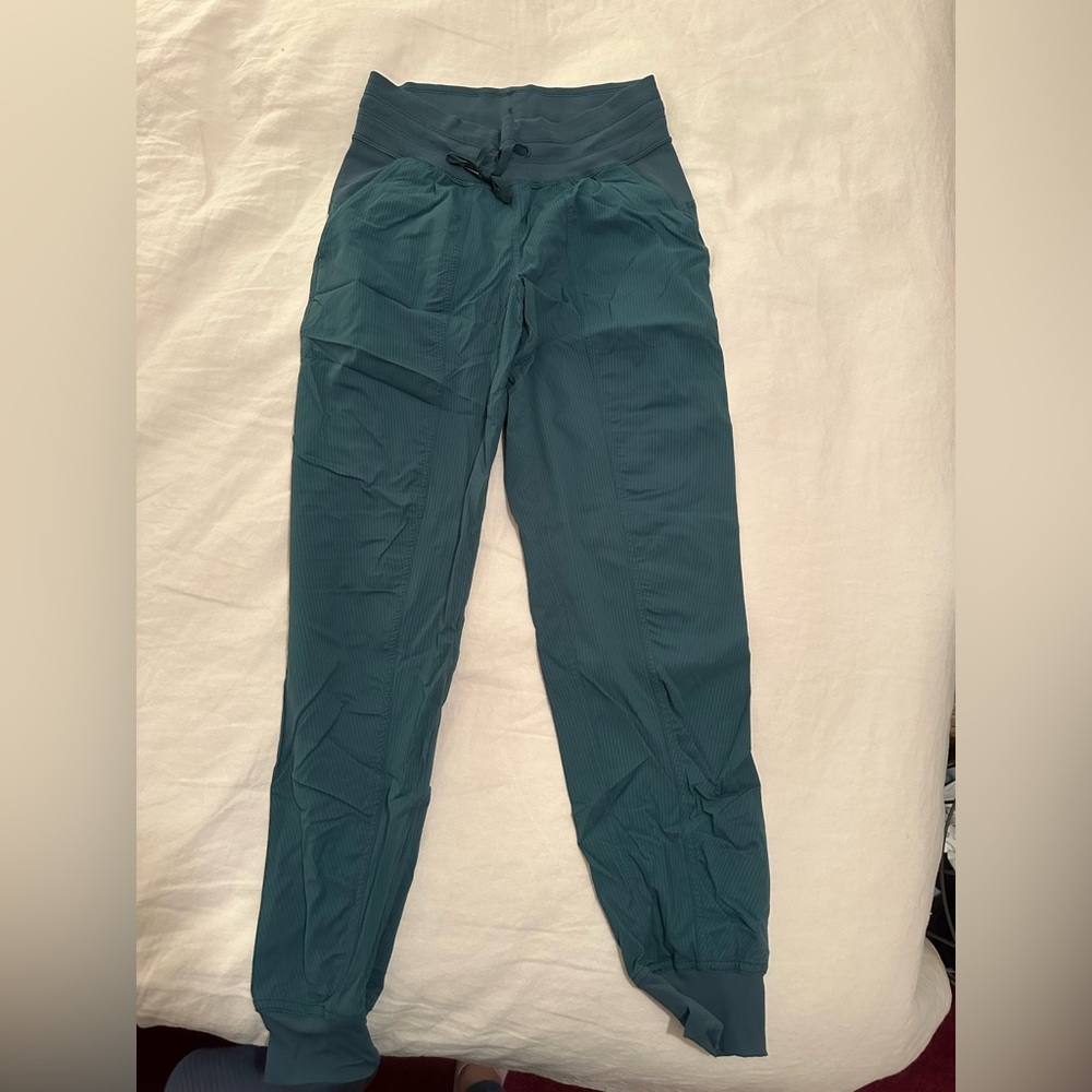 Lululemon dance studio joggers
